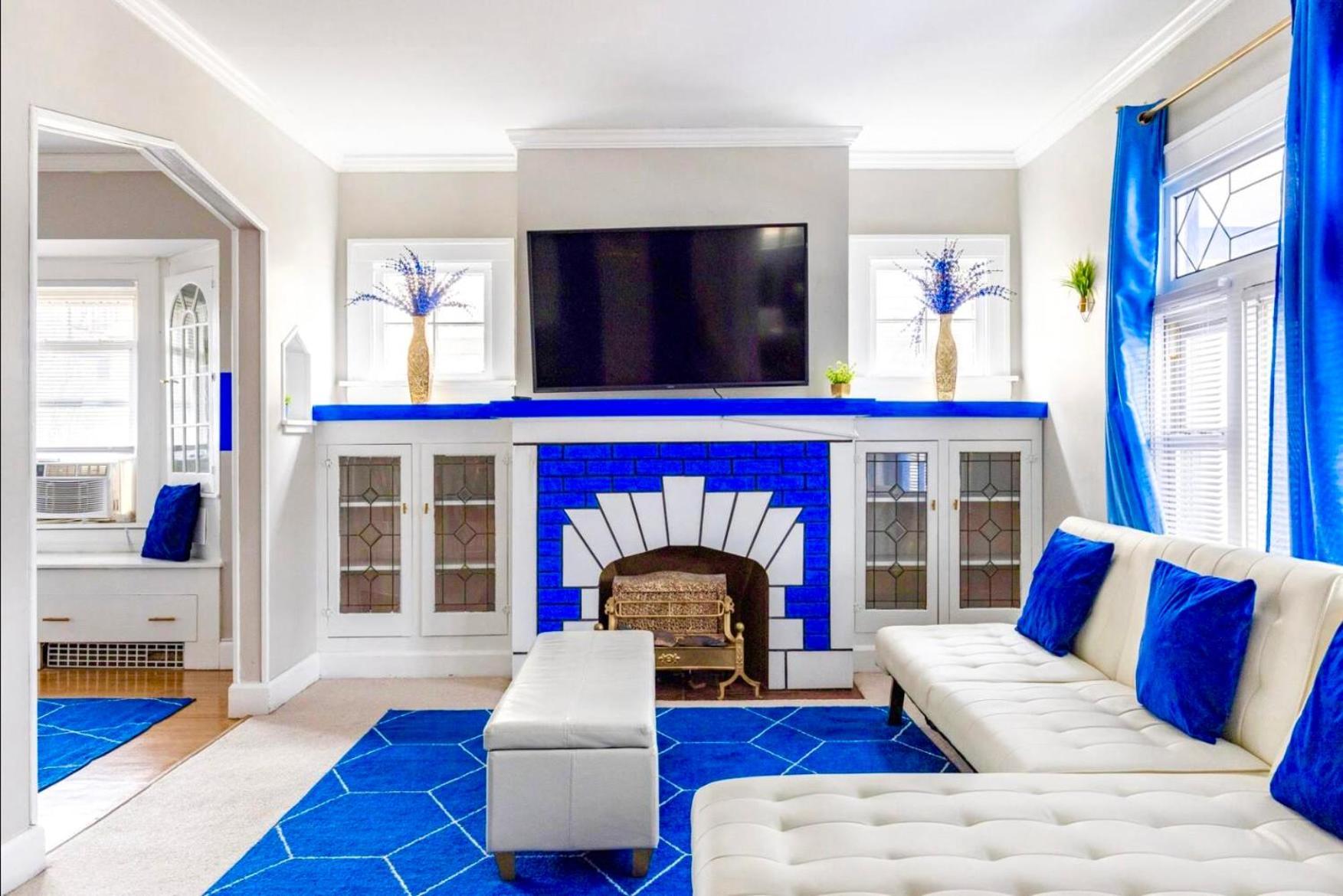 קליבלנד The Sapphire Haven - Your Old Brooklyn Oasis Awaits Families, Couples, Business Travelers Near Downtown With Parking, 300 Mb Wifi & Self Check-In מראה חיצוני תמונה