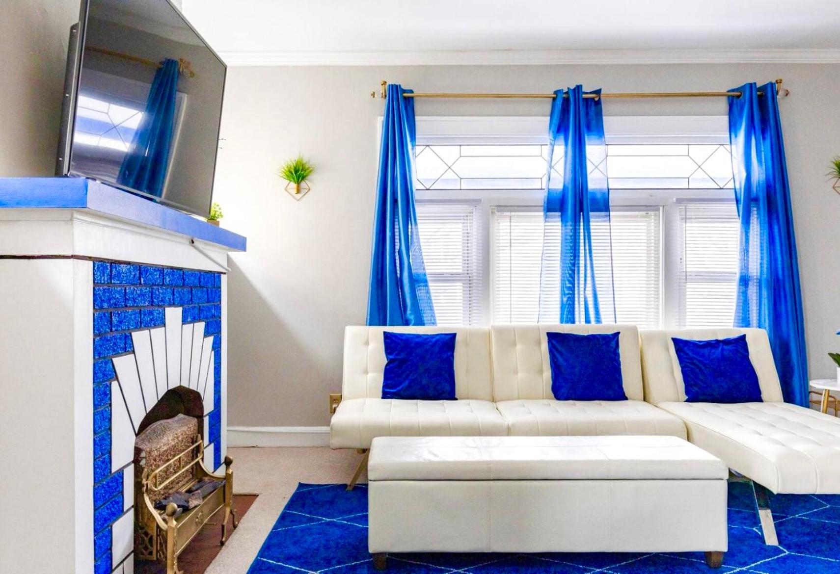 קליבלנד The Sapphire Haven - Your Old Brooklyn Oasis Awaits Families, Couples, Business Travelers Near Downtown With Parking, 300 Mb Wifi & Self Check-In מראה חיצוני תמונה