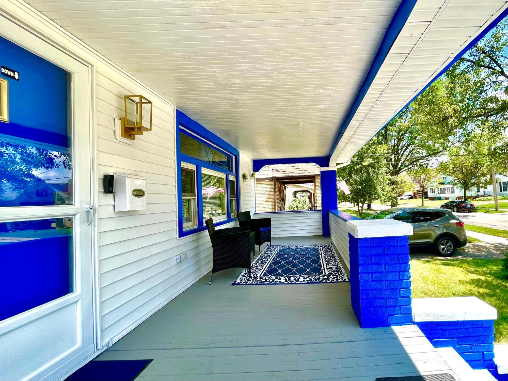קליבלנד The Sapphire Haven - Your Old Brooklyn Oasis Awaits Families, Couples, Business Travelers Near Downtown With Parking, 300 Mb Wifi & Self Check-In מראה חיצוני תמונה