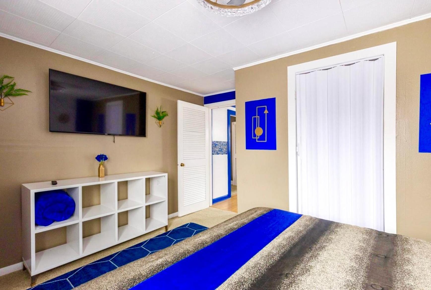 קליבלנד The Sapphire Haven - Your Old Brooklyn Oasis Awaits Families, Couples, Business Travelers Near Downtown With Parking, 300 Mb Wifi & Self Check-In מראה חיצוני תמונה